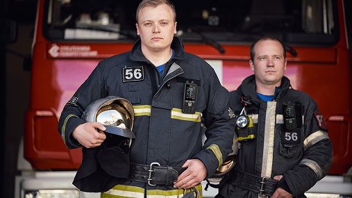 2 Fire fighters looking ahead